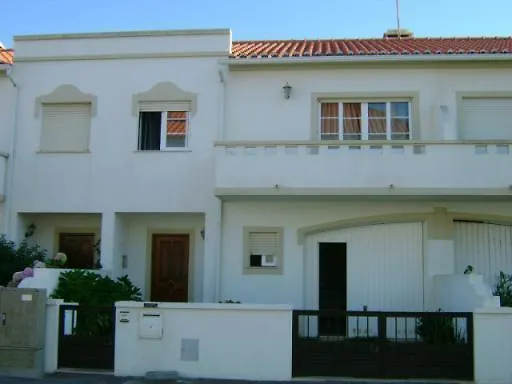 House Tatil Evi *
